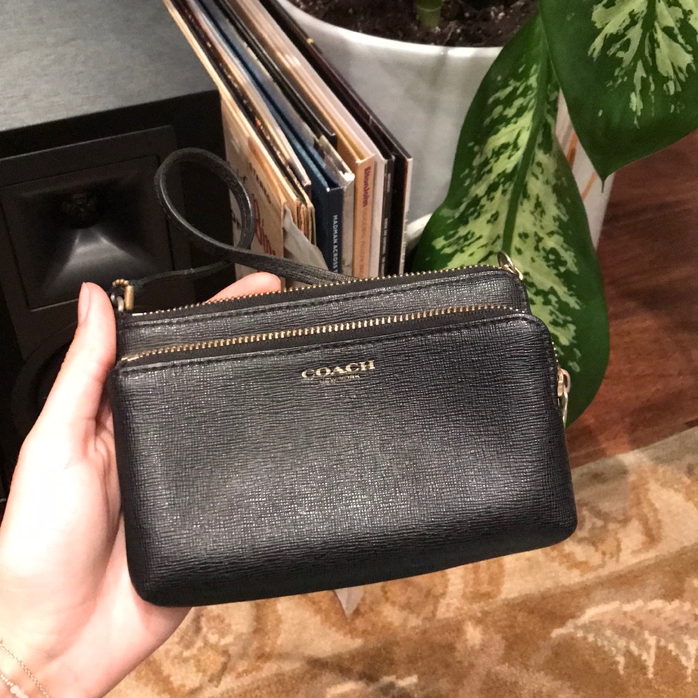 Coach wallet/ mini bag
